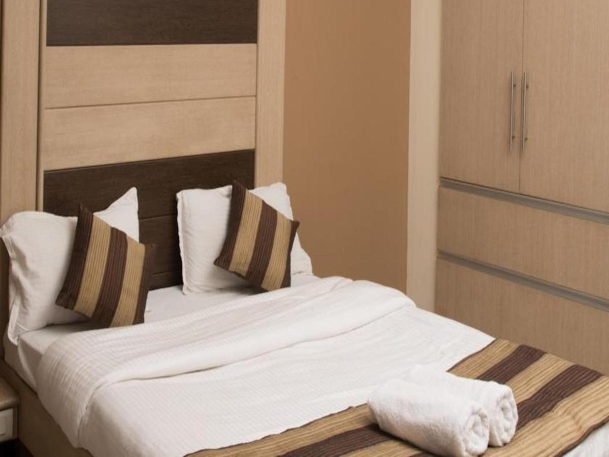 Hotel Pacific Inn Huda City Centre Gurgaon Exterior foto